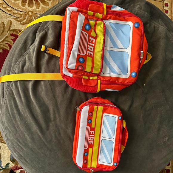 Fire truck back & Lunchbox for toddler! - Picture 3 of 5